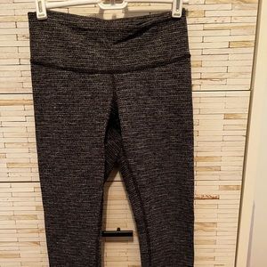 Lululemon herringbone wunder under 7/8 size 6